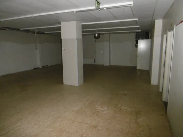 Local comercial en Roquetes de 260.68m2(antiguo supermercado DIA) — 2