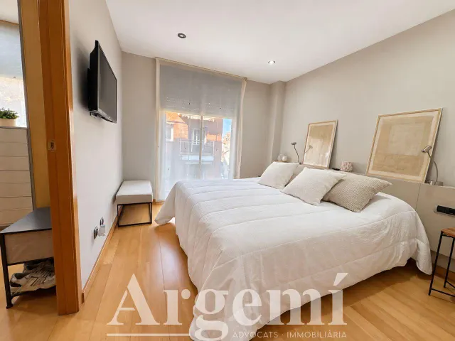 Casa adosada en venta en Montcada i Reixac — 16