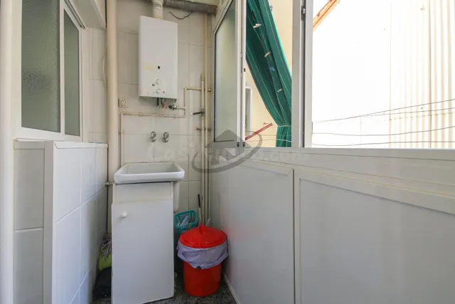 AMPLIO PISO DE 4 habitaciones CON GRAN BALCÓN — 20
