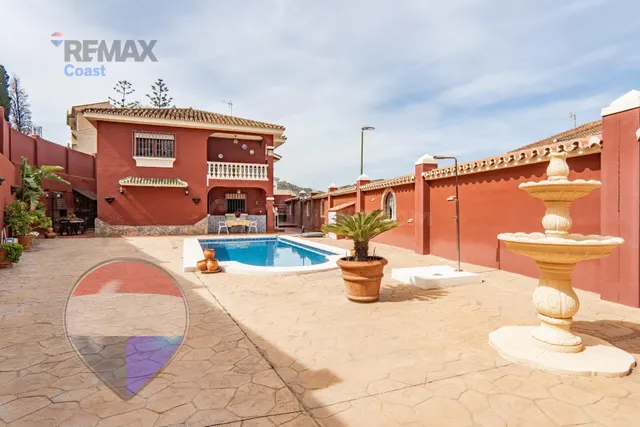 CASA INDEPENDIENTE EN MÁLAGA - EL HOGAR DONDE CRECERÁ TU FAM - foto 2