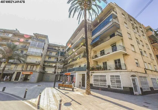 Venta piso en Gandia (Valencia) — 2