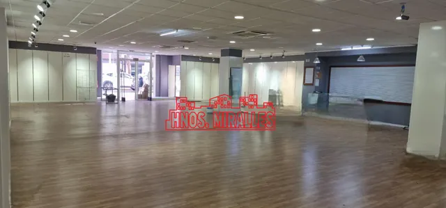 ¡¡MAGNIFICO LOCAL, AMPLIO Y DIAFANO EN ZONA CONCURRIDA DE ELCHE!! — 9
