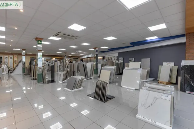 Venta Instalaciones Comerciales — 15