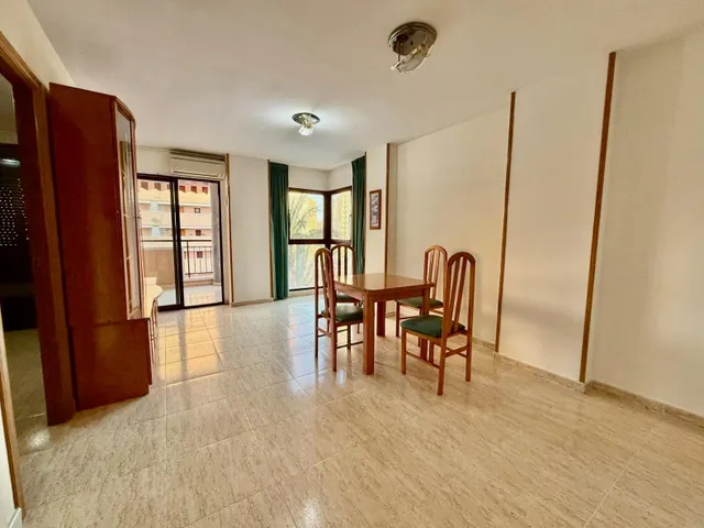 EXCLUSIVA - AMPLIO PISO CON BONITA TERRAZA EN EXCELENTE ZONA - CERCA HOTEL BALI — 6