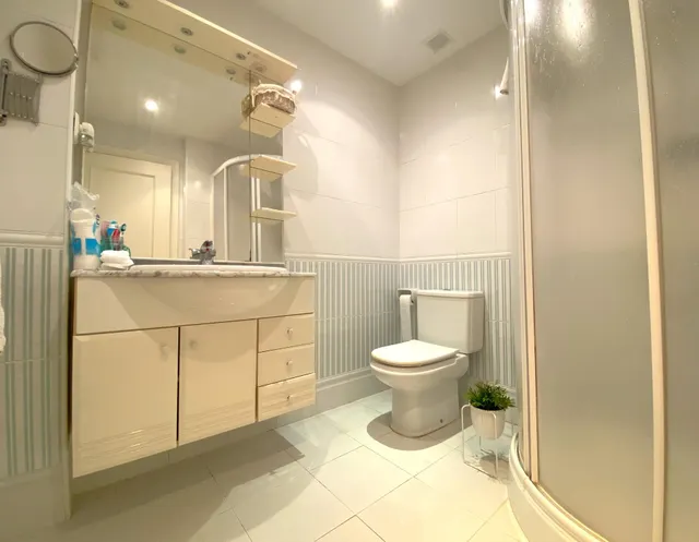 Espectacular piso de 4 habitaciones en el centro de Vinaròs, a 270m del mar. — 19