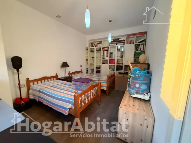 Reformado con patio cerca de la playa — 19