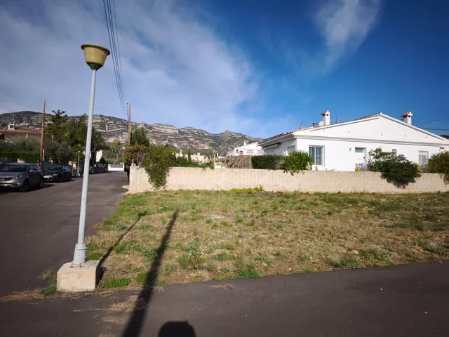 Venta de parcela — 7