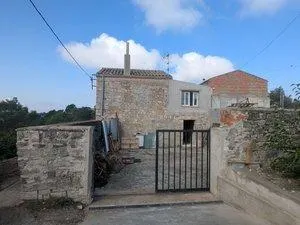 OPORTUNIDAD FINCA CASA EN ENTORNO AGRADABLE — 7