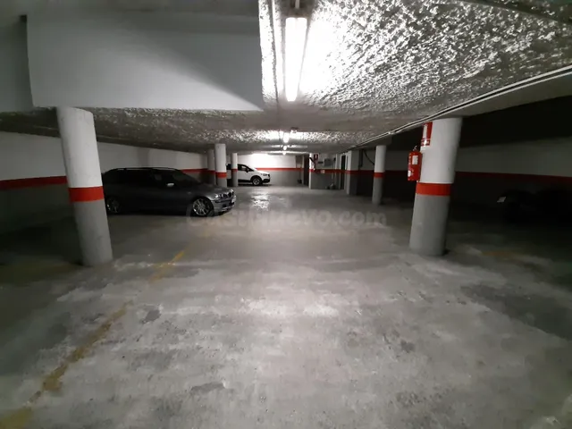 Plaza de garaje en venta en calle Dr Ros - foto 4