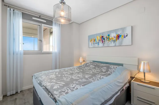Apartamento de 2 dormitorios y 2 baños en los dolses ( orihuela costa ) — 25