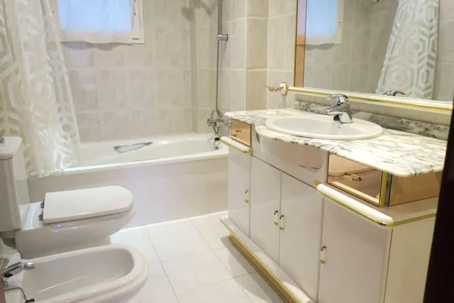 Piso en venta en Mendebaldea — 14