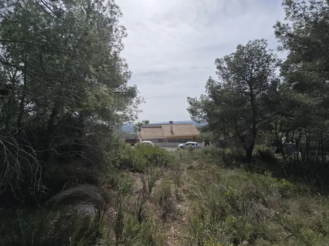 Deja de imaginar y construye la vivienda de tus sueños con vistas panorámicas y proyecto viable" — 11