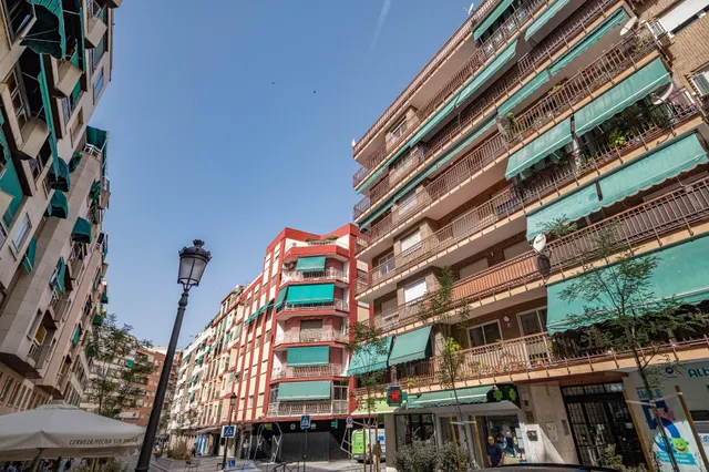 Impresionante piso en el centro de Granada. — 6