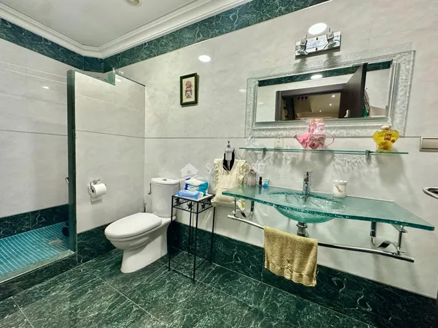 SE VENDE CASA EN MUY BUEN ESTADO EN EL CENTRO DE ASPE — 22
