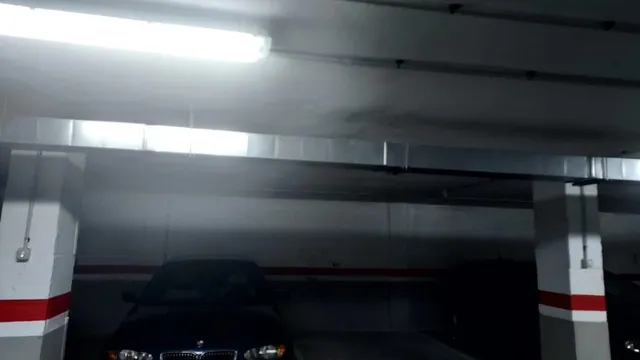 SE ALQUILA GARAJE EN MUY BUENA ZONA — 4
