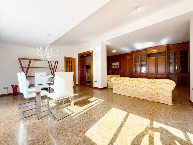 Amplio piso en venta en pleno corazón de Dénia