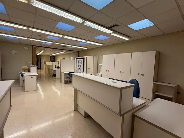 LOCAL IDEAL PARA OFICINAS AL CENTRO DE IGUALADA!!! — 9