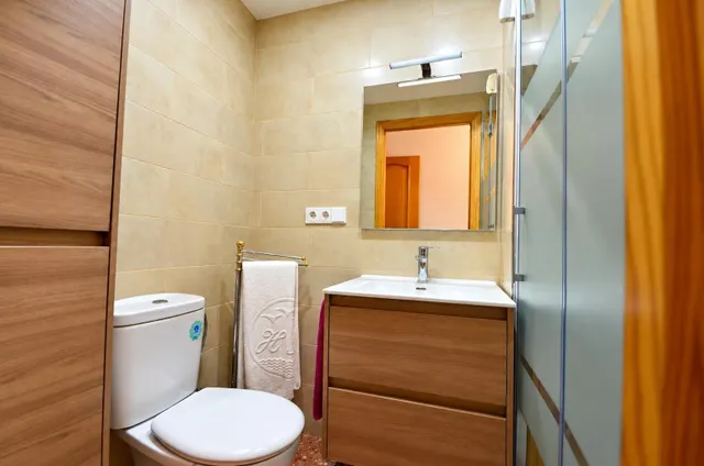 SE VENDE PISO DE TRES habitaciones EN PLUEBLO LEVANTE CON PARKING SEVENDGROUP.COM — 12