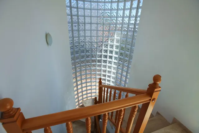 Chalet independiente con gran terraza en Calafell — 21