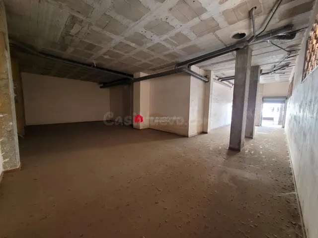 Local de 120 m2 delante de la zona educacional Sescelades - foto 4