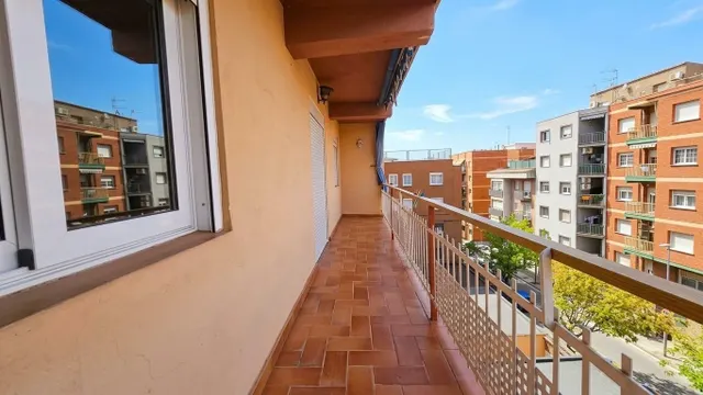 Piso 4 habitaciones 85m² en venta - Centro - foto 3