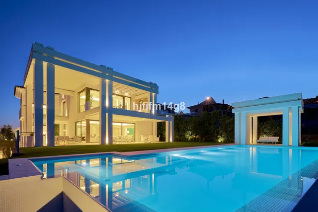 Chalet 5 habitaciones 1004m² en venta - Costa del Sol — 48