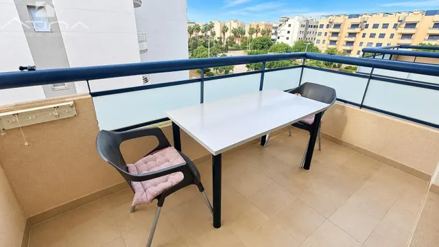 Apartamento en venta en la playa de Bellreguard a 300 metros - foto 3