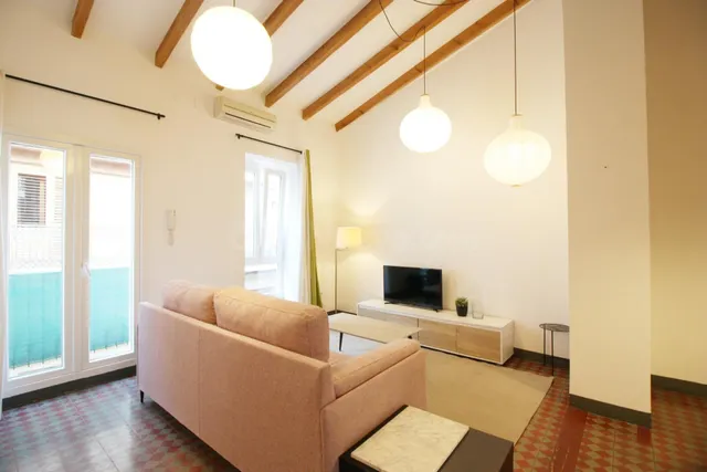 ENCANTADORA VIVIENDA EN ALQUILER EN EL CORAZÓN DE MISLATA - foto 2