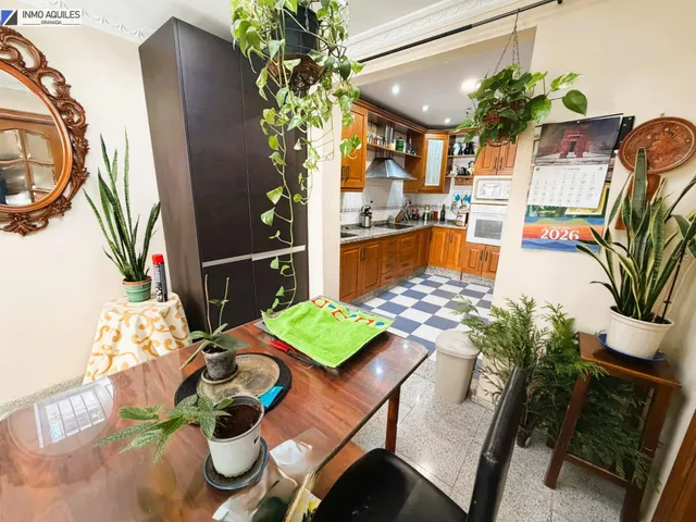 Amplia Casa en Zaidín, Granada - Oportunidad Única — 12