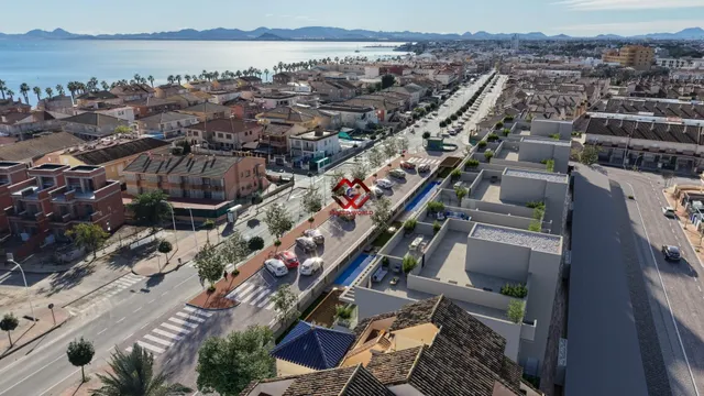 Áticos y apartamentos de obra nueva a 250m de la playa en Lo - foto 2