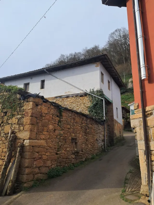 CASA DE PIEDRA EN ZONA RURAL — 20