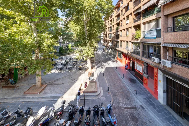 ✨ EXCLUSIVA VIVIENDA REFORMADA EN PLAZA MARIANA PINEDA — 12