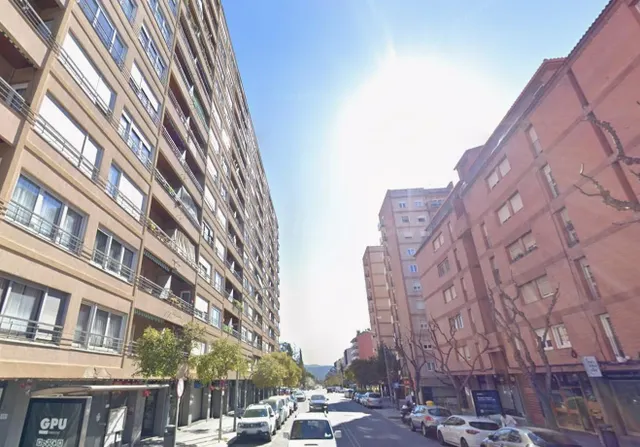 SE VENDE 9 PLAZAS DE APARCAMIENTO EN IGUALADA - foto 4