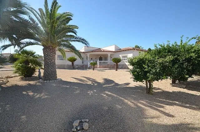 Villa 3 habitaciones 140m² en venta - Campos del Río