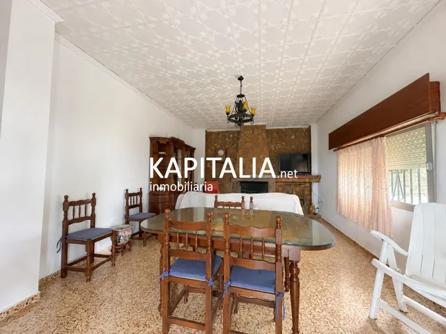 Casa en ALQUILER en Bixquert con piscina privada, jardín y b - foto 2