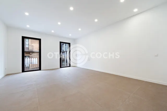 PISO DE OBRA NUEVA AL CARRER LLOVERA - foto 2