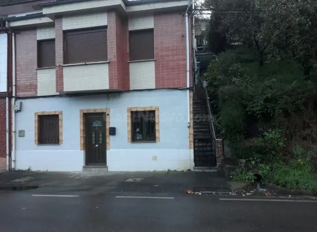Planta baja en venta en Aller, Asturias. Lista para entrar a