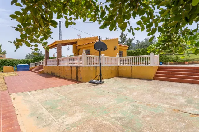 CASA DE CAMPO CON PISCINA Y BARBACOA, CERCA DE LA MONTAÑA - foto 5