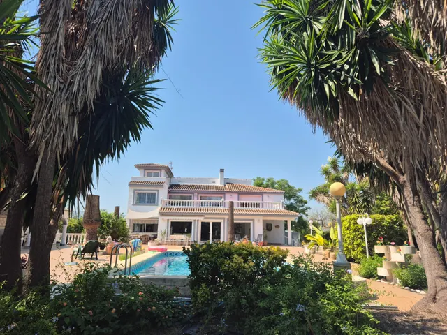 Exclusiva villa en Oliva Nova, Costa Blanca — 3