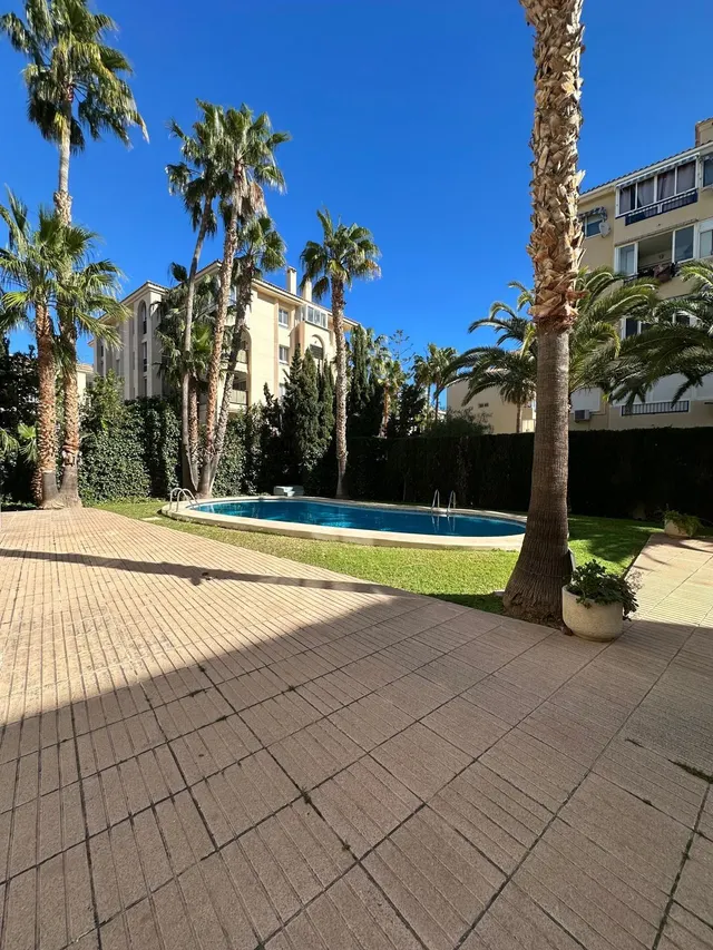 PISO TOTALMENTE REFORMADO EN EL ALBIR CON PISCINA Y CERCA DEL MAR ! — 19