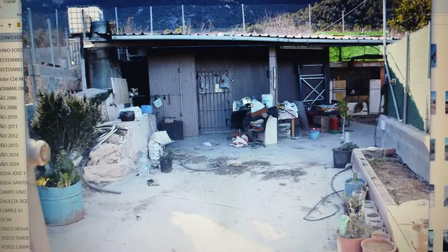 PARCELA CON LUZ Y AGUA CON UN ALBERGUE DE 18 METROS + PORCHADA DE 70 METROS — 5