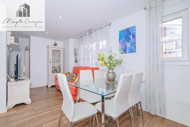 Precioso duplex moderno con patio — 10