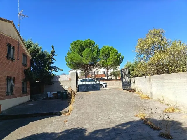 Oportunidad en Albarreal de Tajo – ¡Sin comisión al comprador! — 9