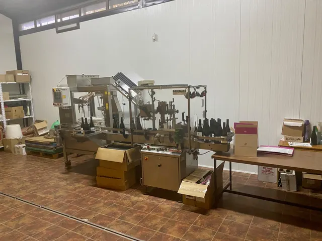 Exclusiva Bodega con Viñedos, Restaurante y Espacios para Eventos en Albacete — 6