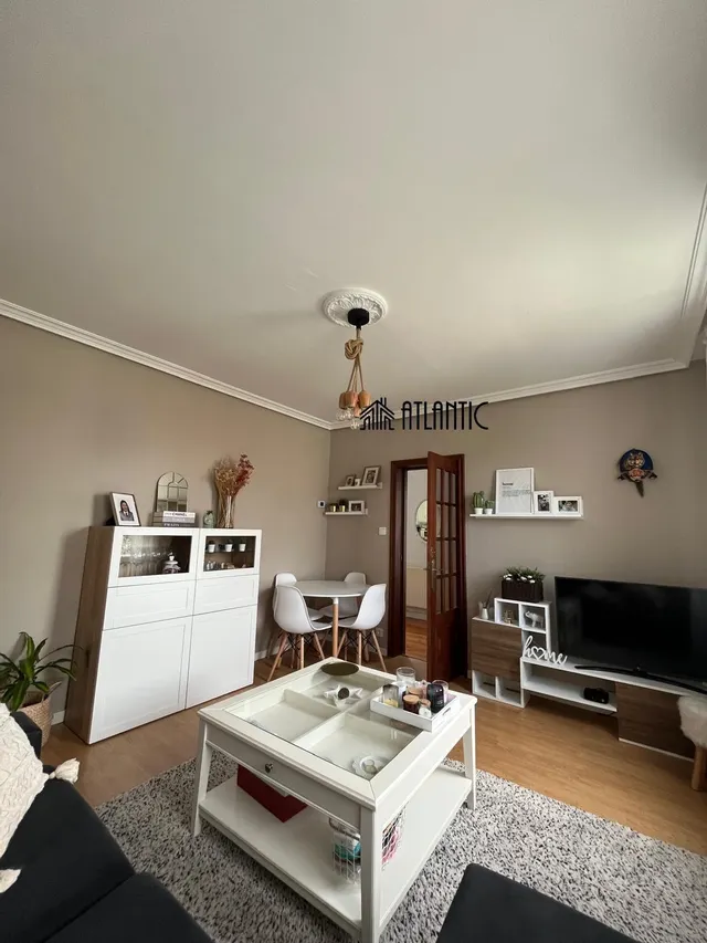 Casa 10 habitaciones 283m² en venta - Centro Urbano — 26