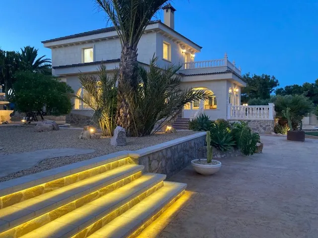 MAGNIFICO CHALET — 10