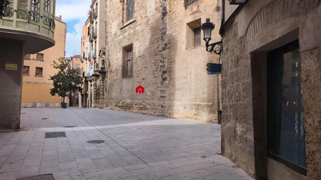 En venta local comercial en el centro de Tortosa. — 8