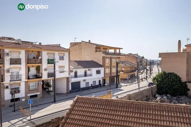 PISO CON GARAJE JUNTO AL METRO EN CHURRIANA — 19