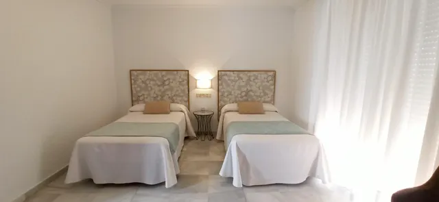 PRECIOSO HOTEL, TOTALMENTE REFORMADO EN ARCOS DE LA FRONTERA — 11