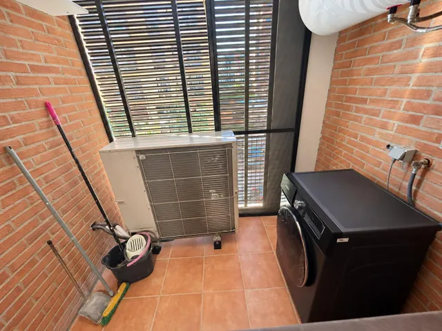 Amplio y lujoso piso de 3 habs y piscina en ciudad de artes y ciencias! — 10
